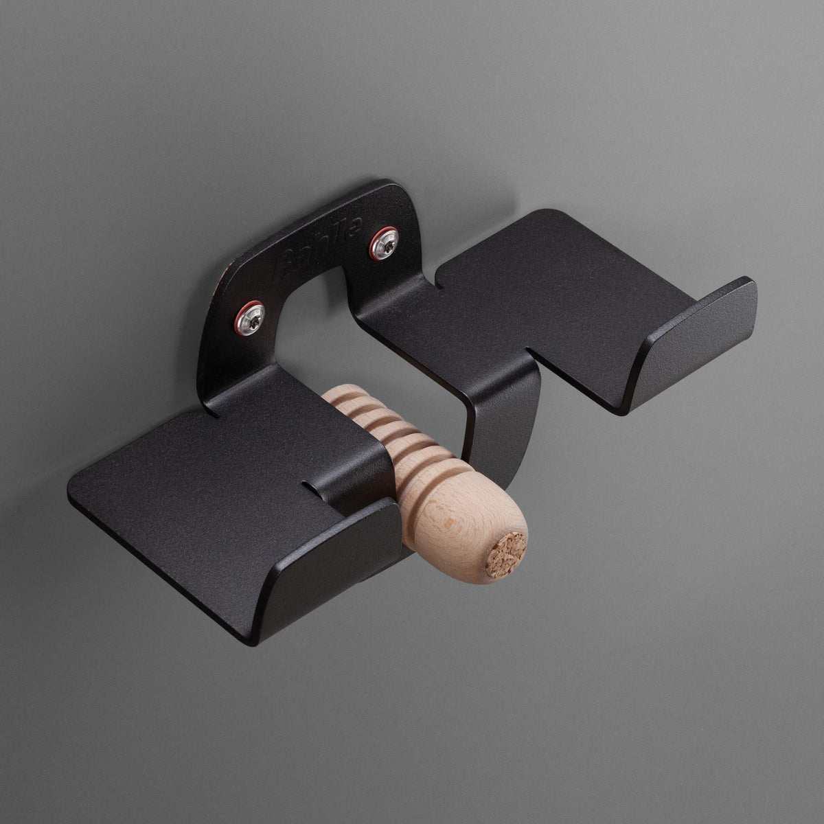 Rahlle-LV20-Product-Isometric-Black-2000×2000