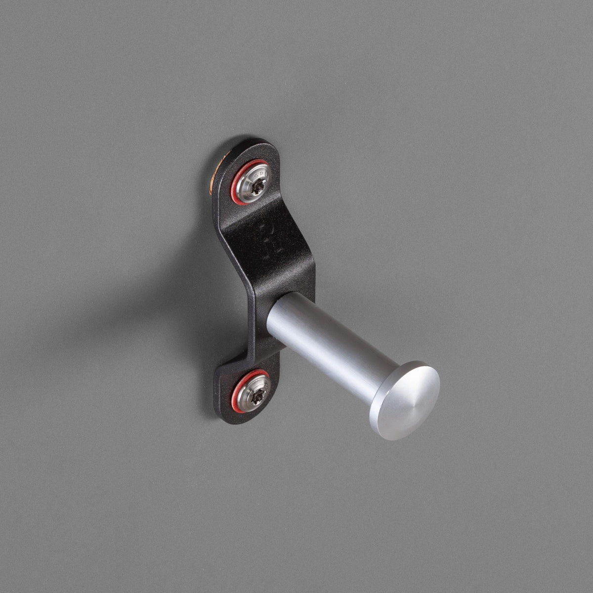 Rahlle-UH20-Product-Isometric-Black-2000×2000